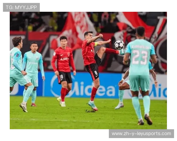 上海海港在亚冠争夺中受挫，柔佛主场强大压力